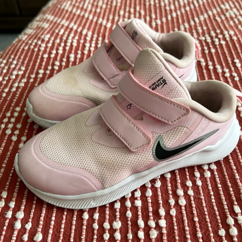 Nike Star Runner